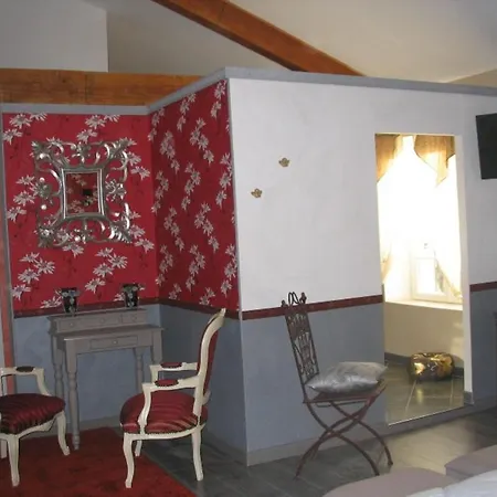 ベッド・アンド・ブレックファスト Chambres D'hotes Au Chien Bleu Lombez