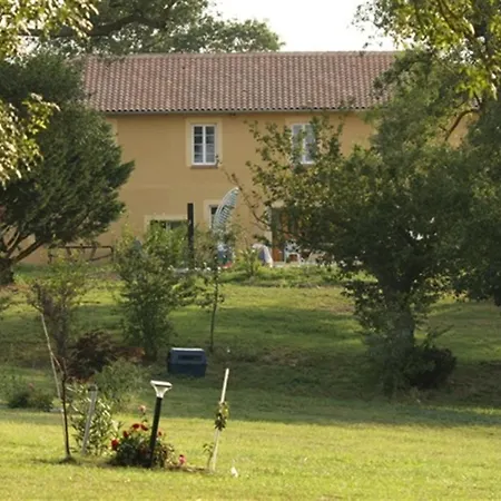 Chambres D'hotes Au Chien Bleu Lombez
